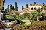 Lantana Resort Hotel & Apartments