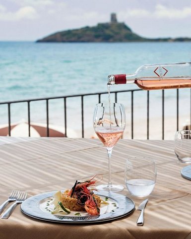 Sant’Efis Hotel