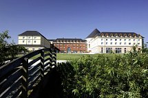 Grand Magic Hotel