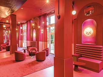 Grand Magic Hotel