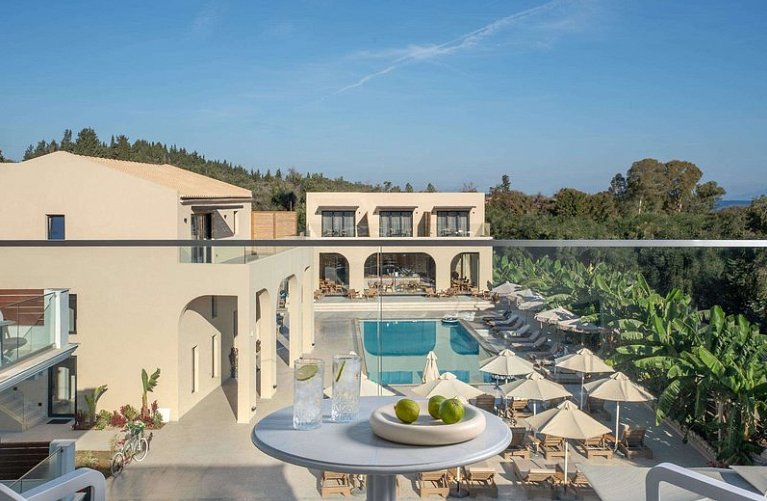 Ekati Mare Lifestyle Resort
