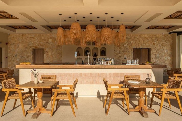 Ekati Mare Lifestyle Resort