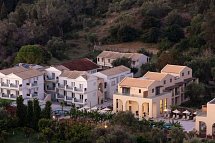 Ekati Mare Lifestyle Resort