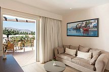 Pilot Beach Resort