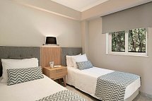 Pilot Beach Resort