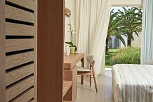 Pilot Beach Resort