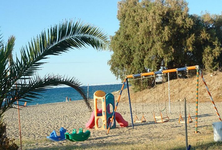 Trefon Hotel Apartments & Family Suites