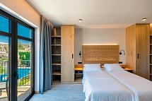Atlantis Beach Hotel & Spa