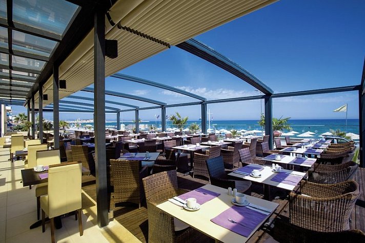 Atlantis Beach Hotel & Spa