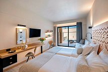 Atlantis Beach Hotel & Spa
