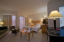 Minos Hotel