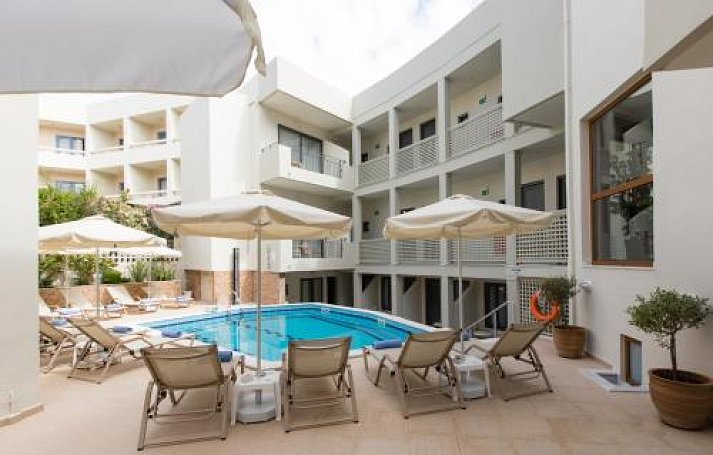 Anita Beach Hotel