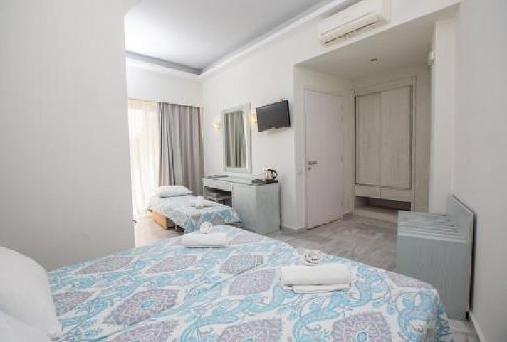 Anita Beach Hotel
