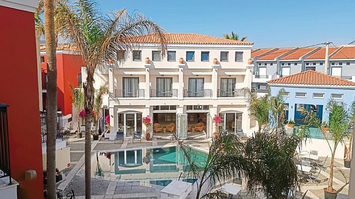 Grecotel Plaza Beach House