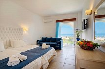 Delfina Tropic Beach