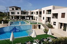 Carisa Suites & Apartments