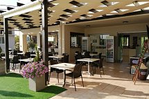Carisa Suites & Apartments
