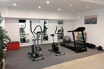 Carisa Suites & Apartments