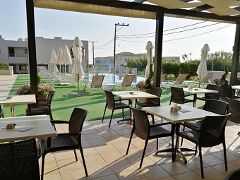 Carisa Suites & Apartments