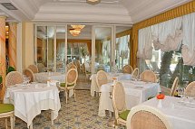 Hellenia Yachting Hotel