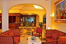 Hellenia Yachting Hotel