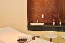 Hellenia Yachting Hotel