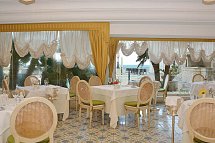 Hellenia Yachting Hotel