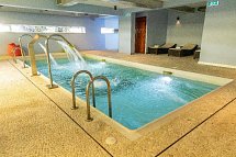 Marina Club Lagos Resort