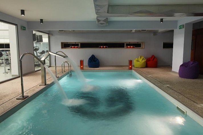 Marina Club Lagos Resort
