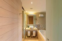 Hilton Vilamoura As Cascatas Golf Resort & Spa