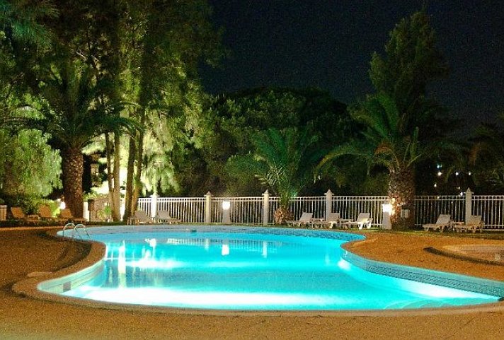 Hotel Turiquintas