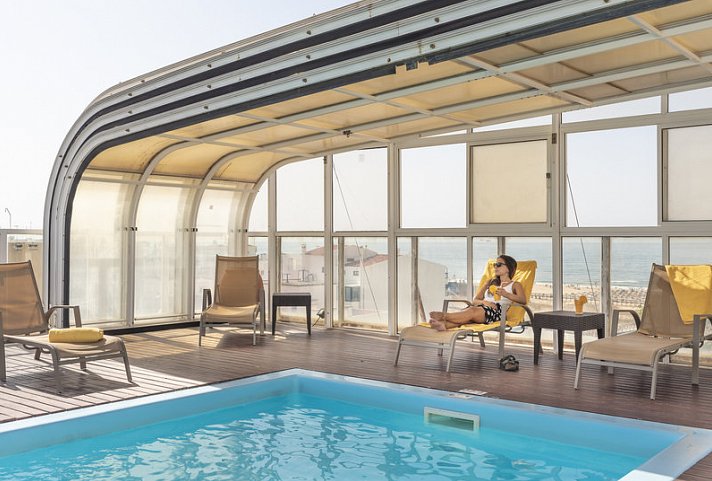 Baia Beach Hotel