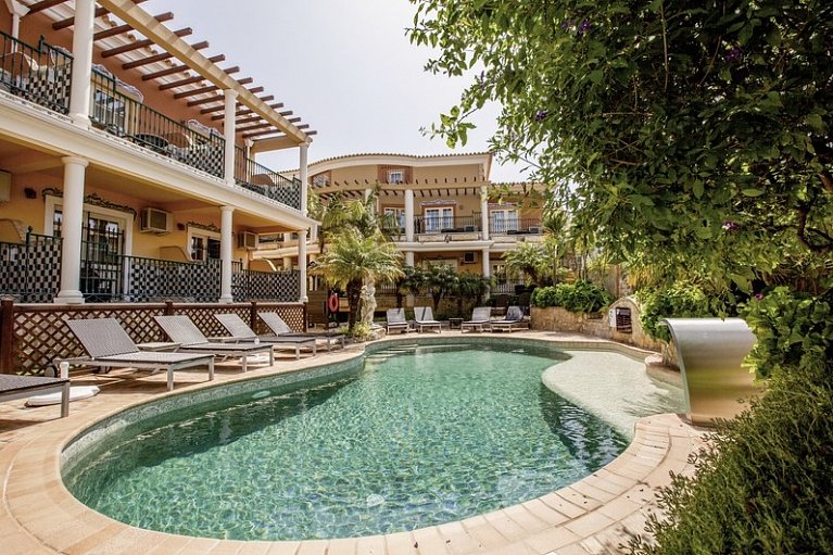 Charming Residence Dom Manuel I