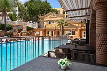 Choromar Apartments