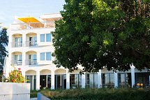 OZADI Tavira Hotel
