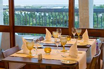 OZADI Tavira Hotel
