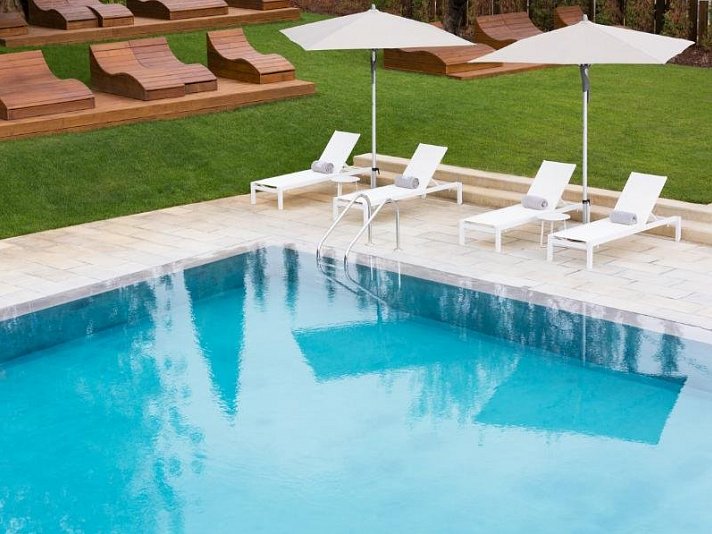OZADI Tavira Hotel