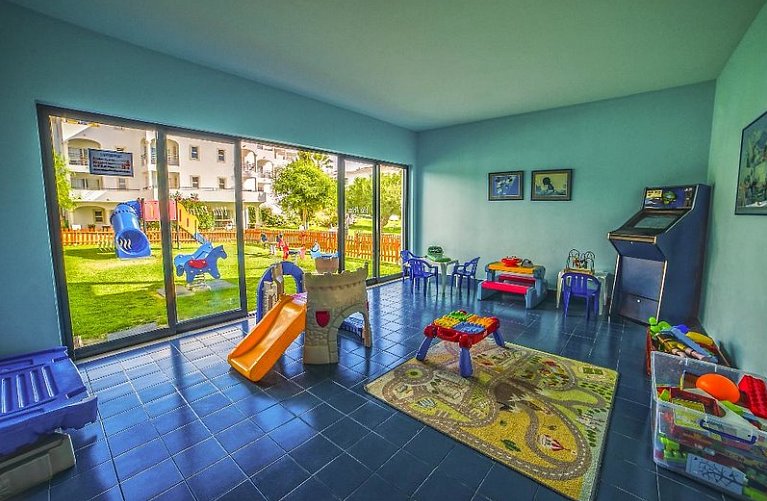 Hotel Apartamento Vila Petra