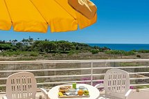 Rocha Brava Village Resort