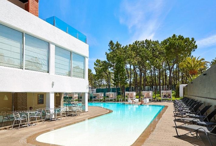Alcazar Beach & SPA