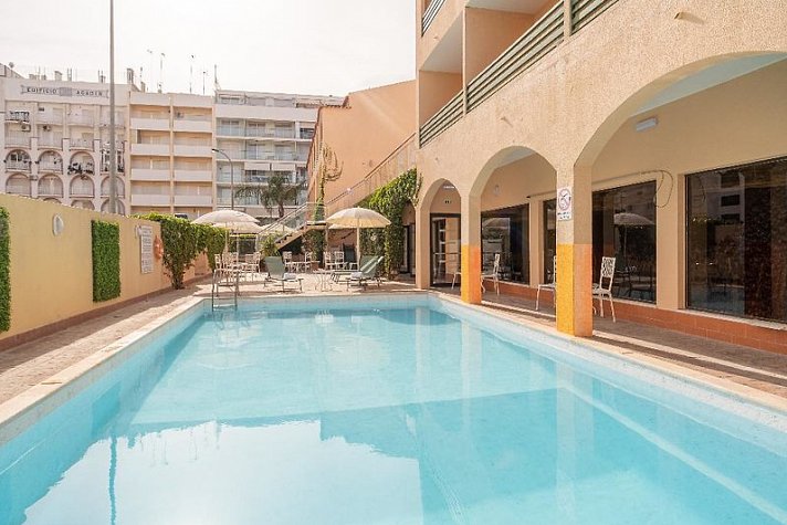 CasaBlanca Unique Hotel