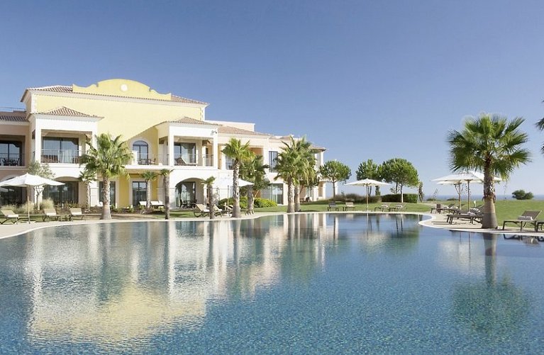 Cascade Wellness Resort