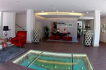 Santa Cruz Village Hotel