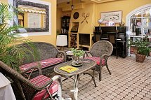 Inn & Art Madeira