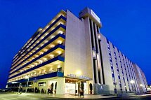 Tahiti Playa Hotel & Suites