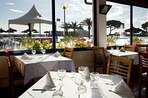 Tahiti Playa Hotel & Suites