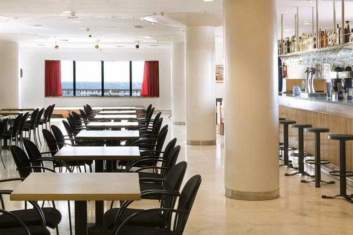 Tahiti Playa Hotel & Suites