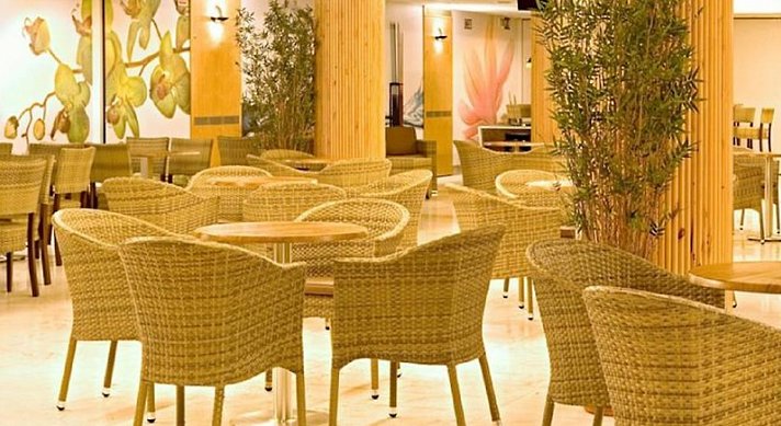 Tahiti Playa Hotel & Suites