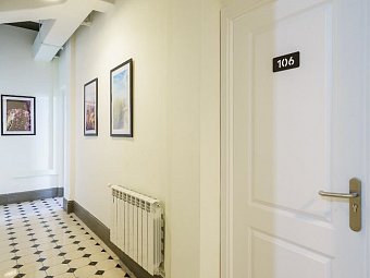 La Perla Granada Suites