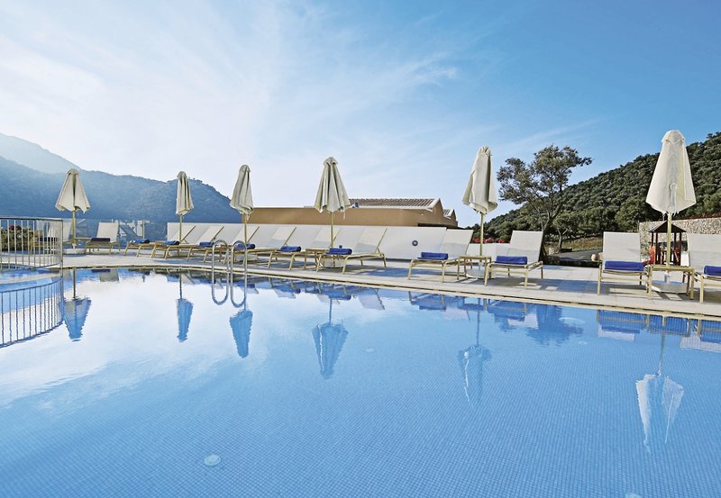 Filion Suites Resort & Spa